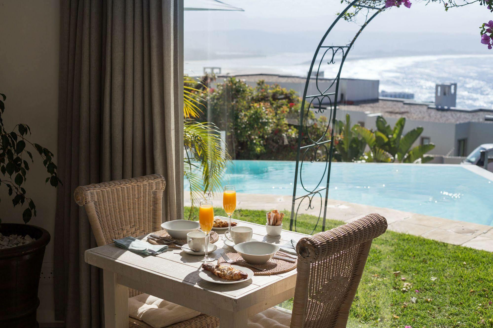 Ocean Watch Guest House Plettenberg Bay Exterior foto